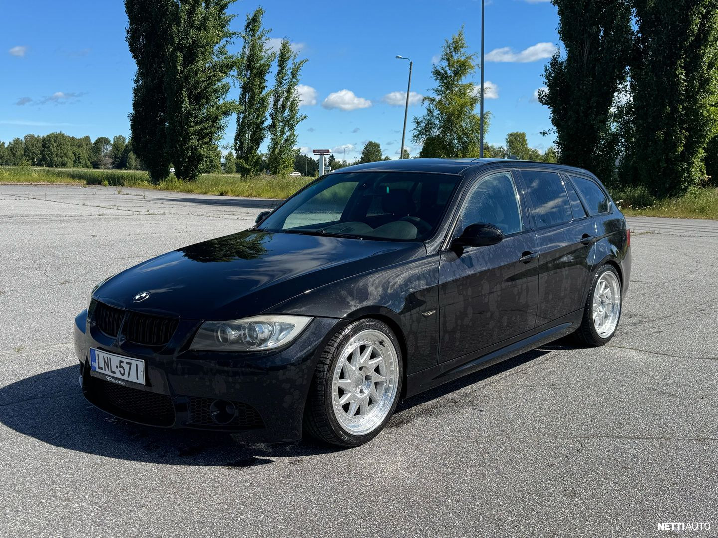 BMW 335