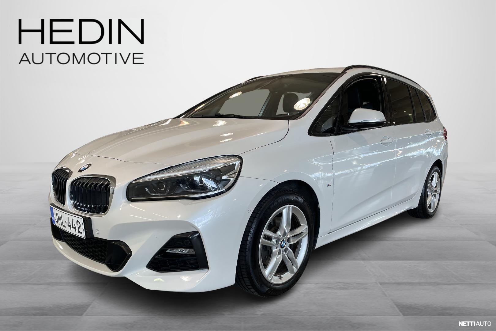BMW 218