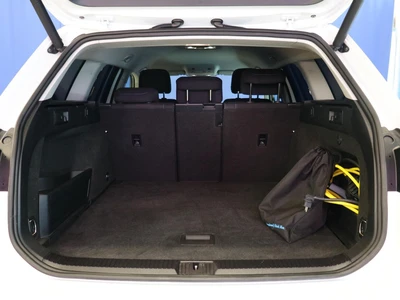 Volkswagen Passat 2020, kuva 6/23