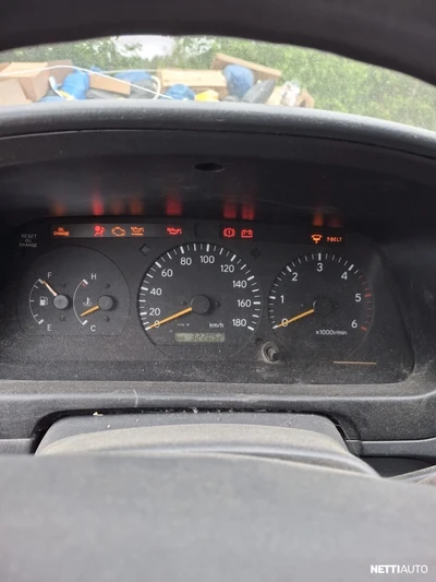 Toyota Hiace 2004, kuva 6/7