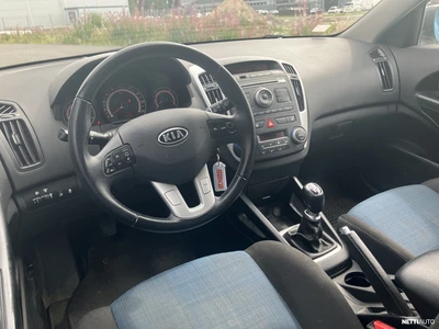 Kia Ceed 2010, kuva 5/11