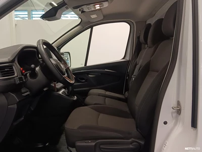 Renault Trafic 2022, photo 6/13