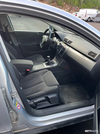Volkswagen Passat 2007, kuva 7/11