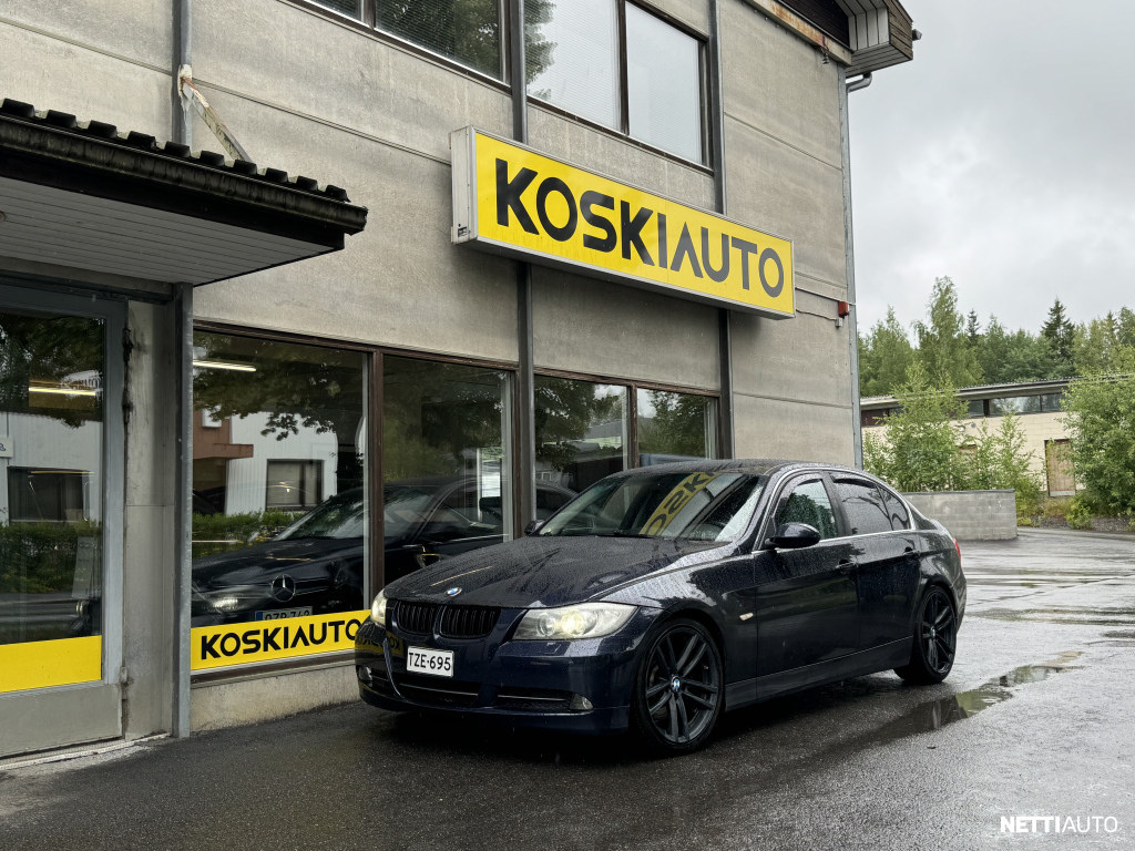BMW 330