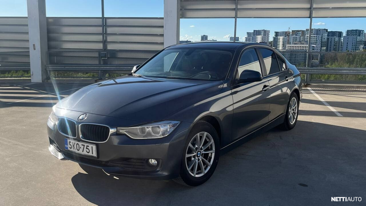 BMW 320