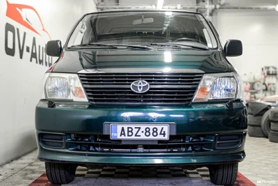 Toyota Hiace 2,5 D-4D 4WD L2 2009, photo 3/17