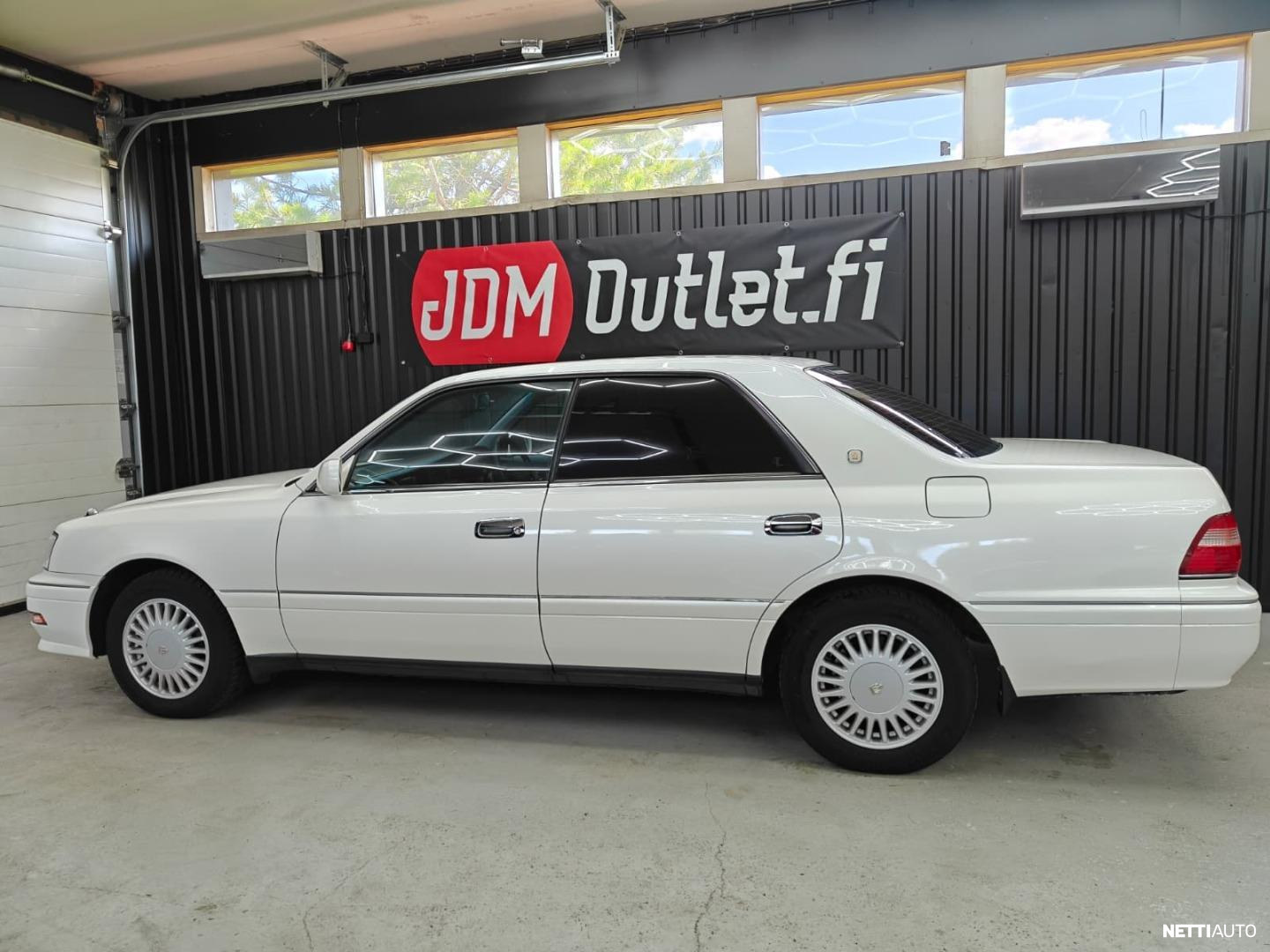 Toyota Crown 1995, kuva 2/39