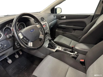 Ford Focus 2010, photo 6/27