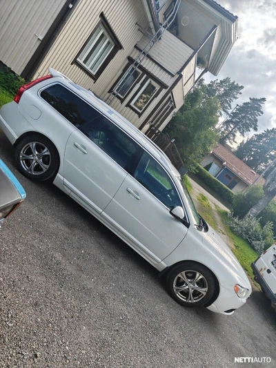 Volvo V70 2012, kuva 5/12