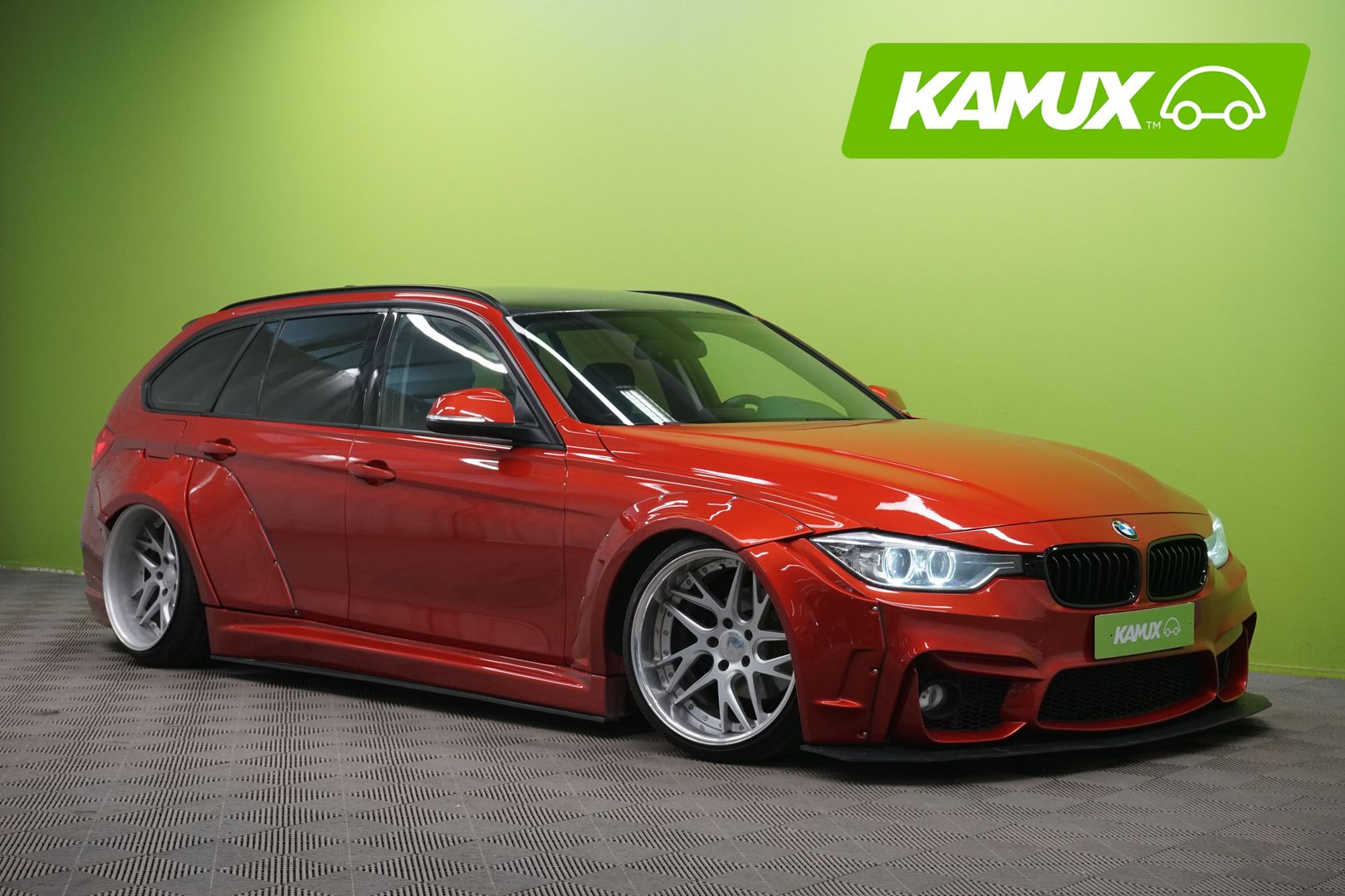 BMW 320