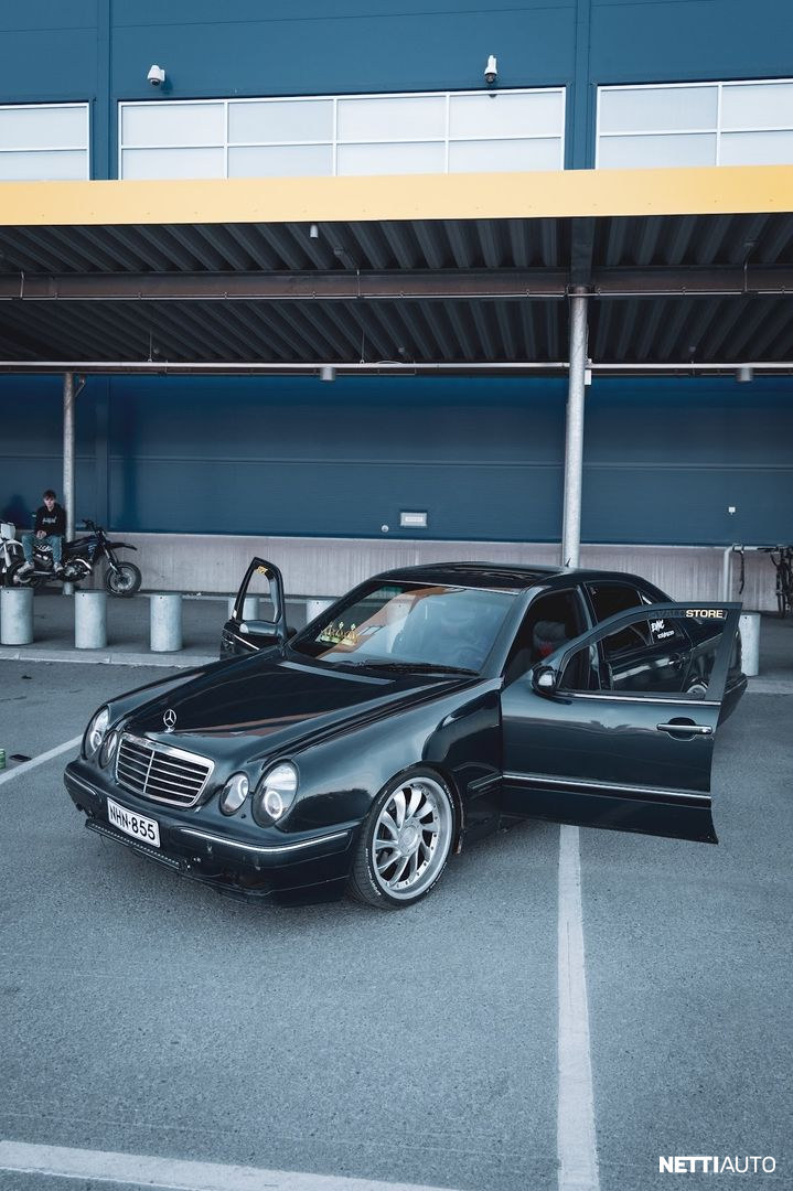 Mercedes-Benz E