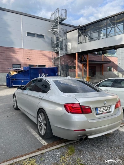 BMW 528 A F10 Sedan 2010, kuva 6/8