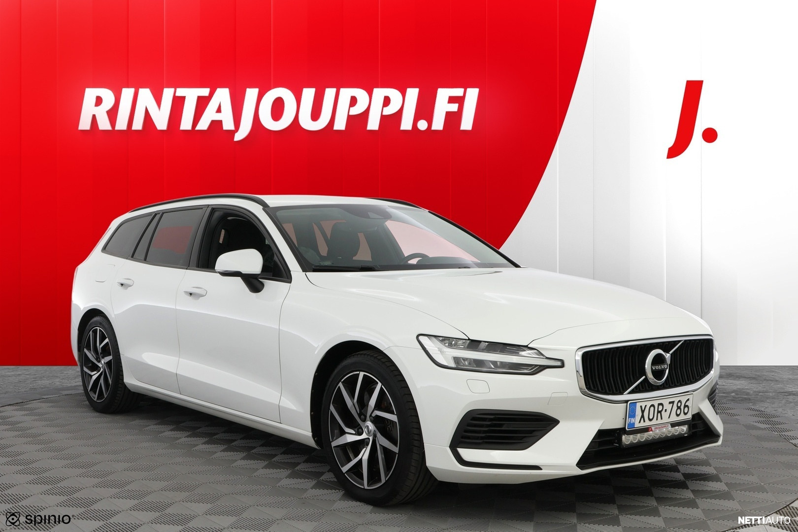 Volvo V60 T8 AWD Momentum