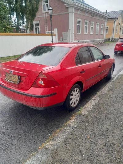 Ford Mondeo Ehjä Mondeo 2002, kuva 2/3