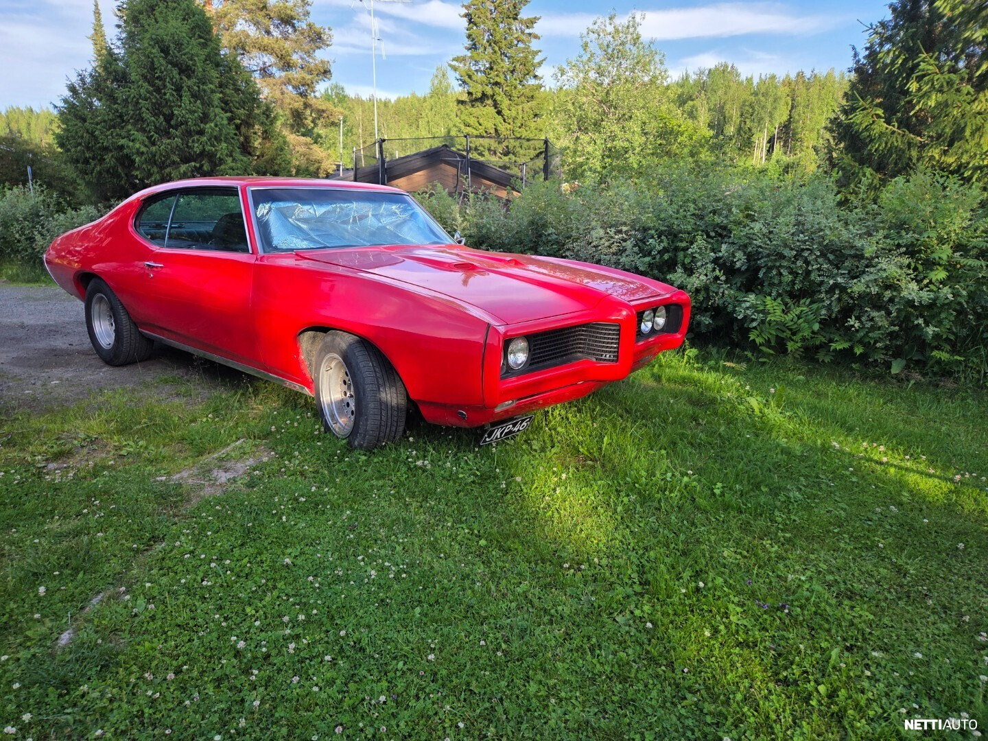 Pontiac Custom