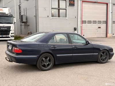 Mercedes-Benz E 2001, kuva 2/16