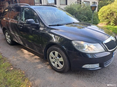 Skoda Octavia 2009, photo 2/11