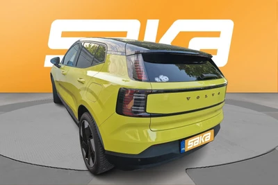 Volvo EX30 Single Extended Range Plus 2024, photo 2/2