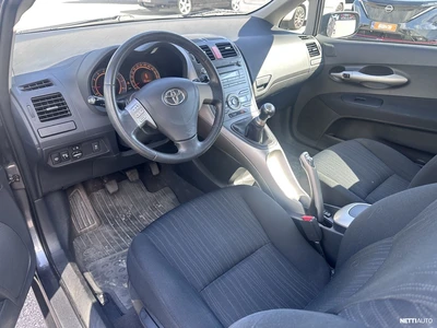Toyota Auris 2009, kuva 5/9