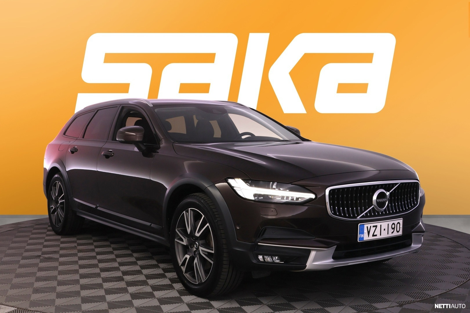 Volvo V90 Cross Country