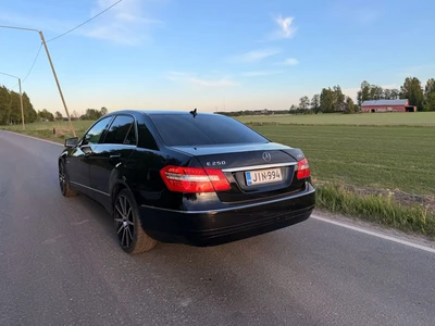 Mercedes-Benz E E250 CDI 2009, kuva 2/3