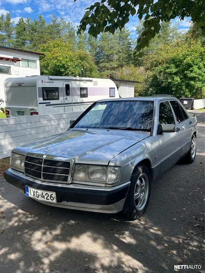 Mercedes-Benz 190 1992, kuva 2/17