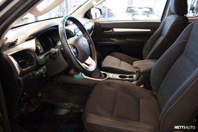 Toyota Hilux 2016, photo 5/13