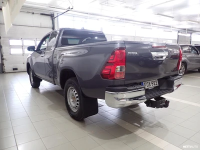 Toyota Hilux Extra Cab 4WD 2,4D Active 2022, photo 6/18