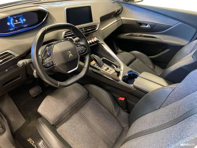 Peugeot 5008 2020, photo 7/39
