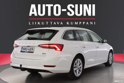 Skoda Octavia 2023, photo 4/26