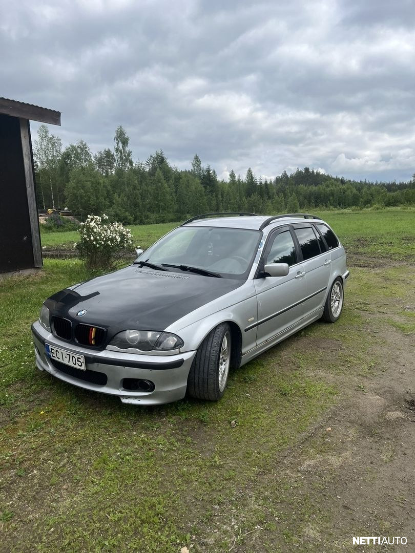 BMW 330