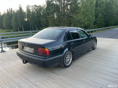 BMW 530 2002, photo 3/5