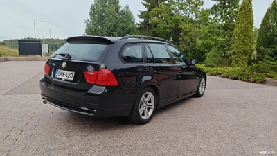 BMW 318 2009, photo 6/24