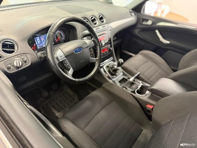 Ford S-MAX 2013, photo 6/9