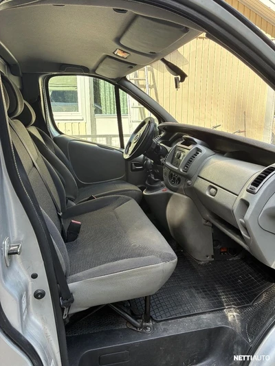 Opel Vivaro 2009, photo 6/7