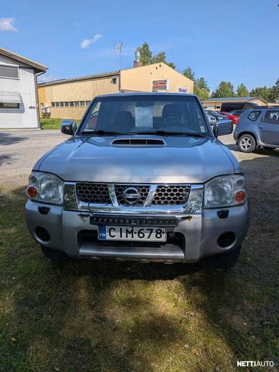 Nissan NP300 2.5d 4x4 off road 2011, photo 2/12