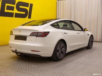 Tesla Model 3 Long Range Dual Motor AWD 2022, photo 3/59