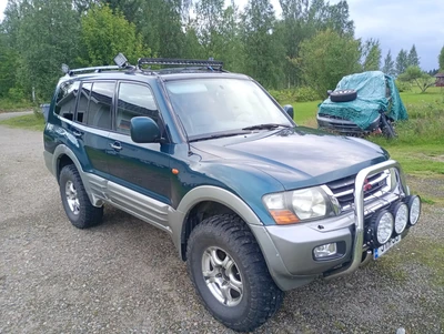 Mitsubishi Pajero 2000, kuva 2/17