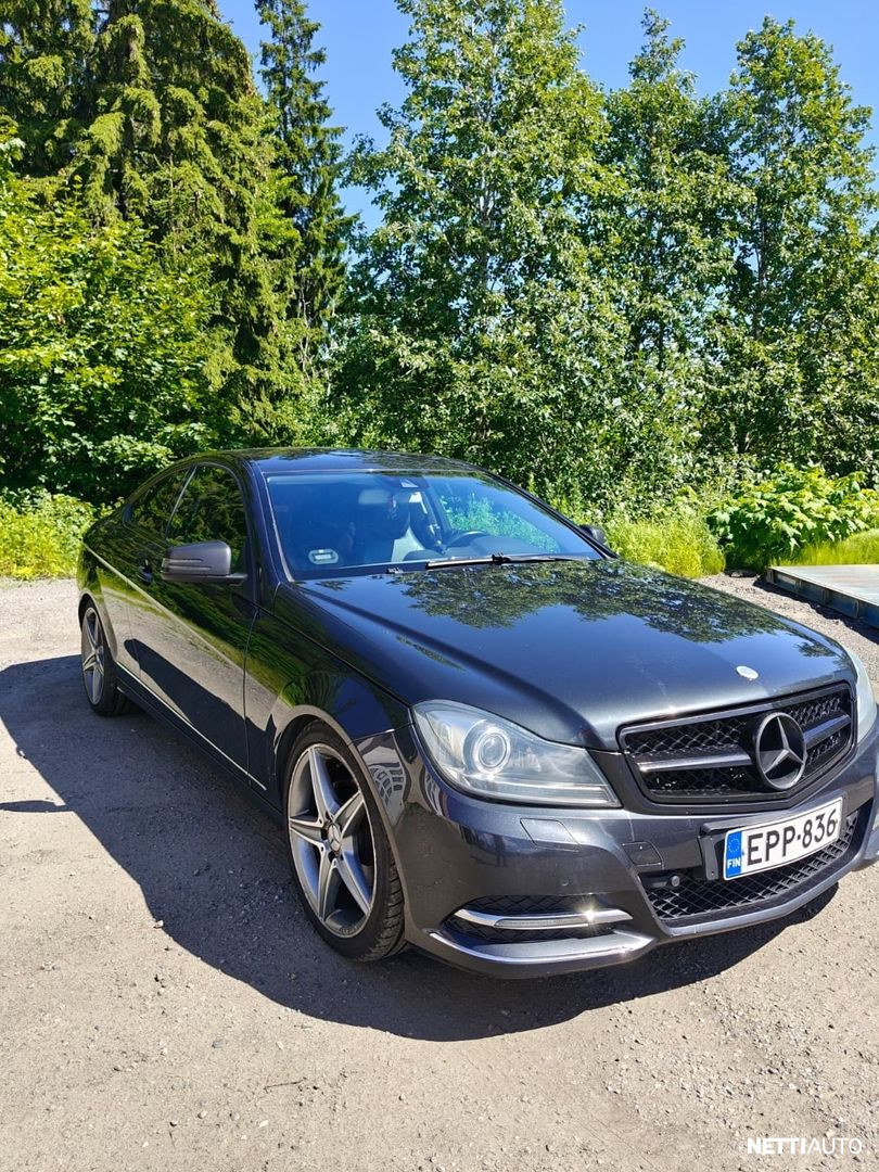 Mercedes-Benz C 180