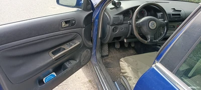 Volkswagen Passat 2003, photo 5/10