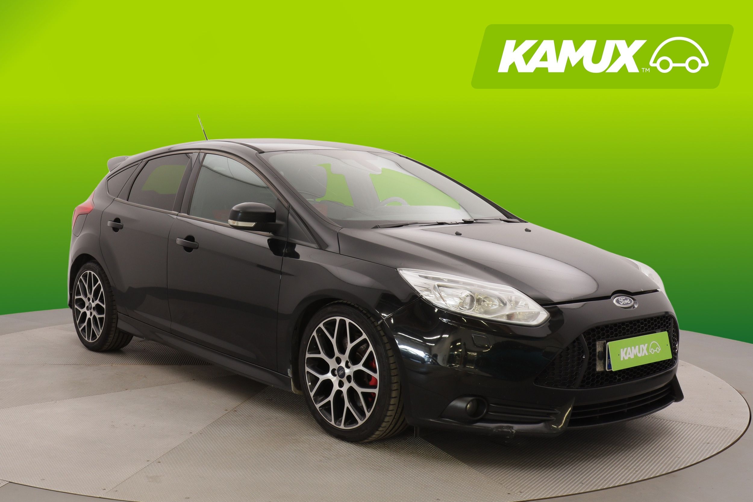 Ford Focus 2,0 EcoBoost 250 hv ST M6 5-ovinen