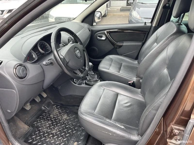 Dacia Duster 2011, photo 7/16