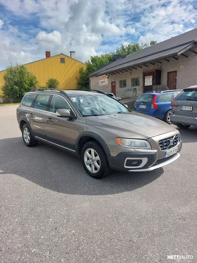 Volvo XC70 D5 S A AWD 2009, photo 2/6