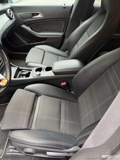 Mercedes-Benz CLA 2015, kuva 2/10