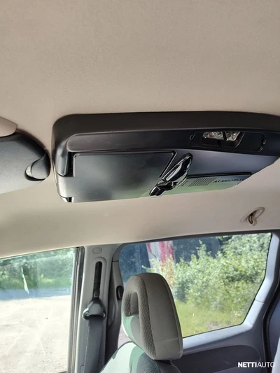 Chrysler Voyager 2005, kuva 6/13