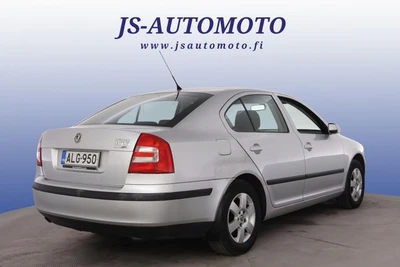 Skoda Octavia 1.6 MPI Elegance 2005, kuva 3/9
