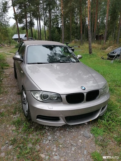 BMW 135 2008, photo 1/7