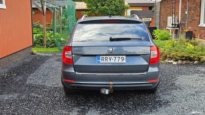 Skoda Superb 2015, kuva 7/18
