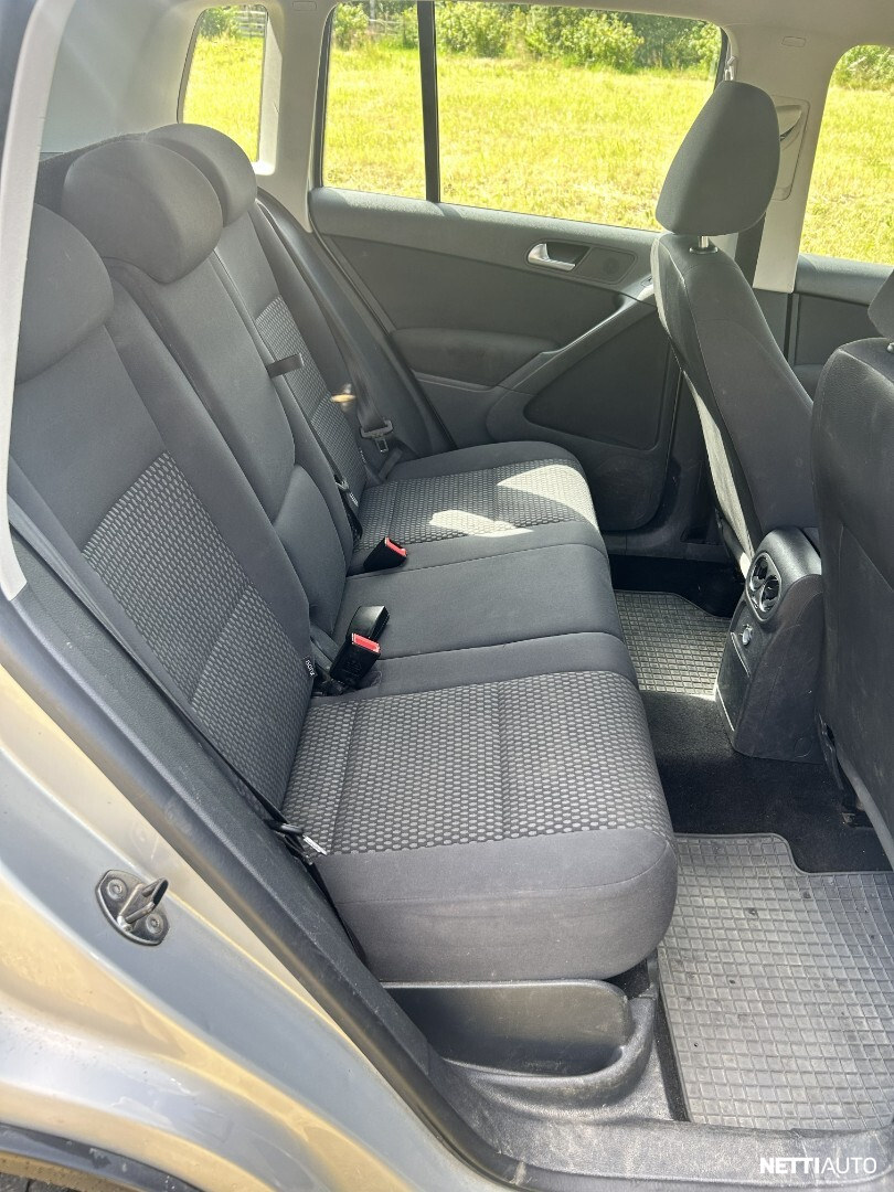 Volkswagen Tiguan 2010, photo 7/11
