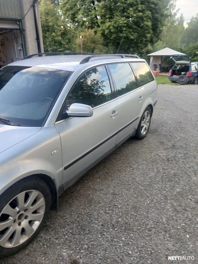 Volkswagen Passat 2003, photo 5/10
